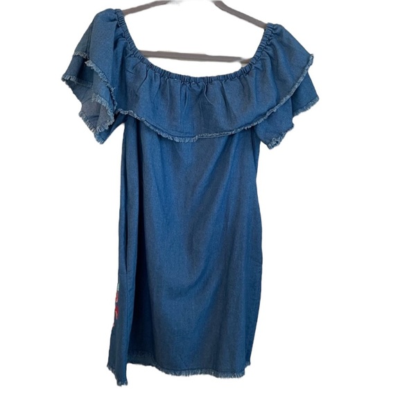 Jealous Tomato Floral Embroidered Denim Off the Shoulder Dress Size Small - Picture 8 of 8